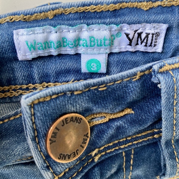 YMI Distressed WannaBettaButt? Ankle Jeans - Picture 6 of 6